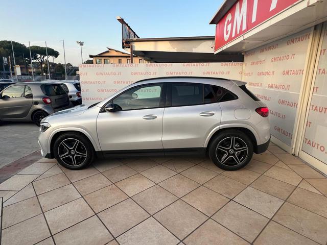 MERCEDES-BENZ GLA 200 D AUTOMATIC AMG PREMIUM PANORAMA 64 COLORI ESTESO Immagine 2