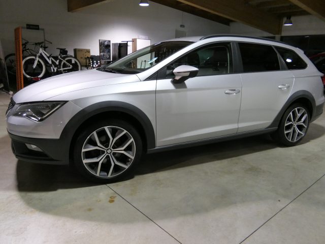 SEAT Leon 1.6 TDI 115 CV ST X-PERIENCE Immagine 0