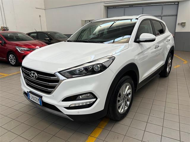 HYUNDAI Tucson 1.7 CRDi 141cv XPossible 2WD DCT Immagine 1