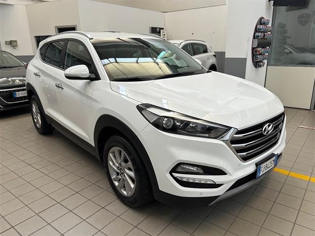 HYUNDAI Tucson 1.7 CRDi 141cv XPossible 2WD DCT Immagine 3