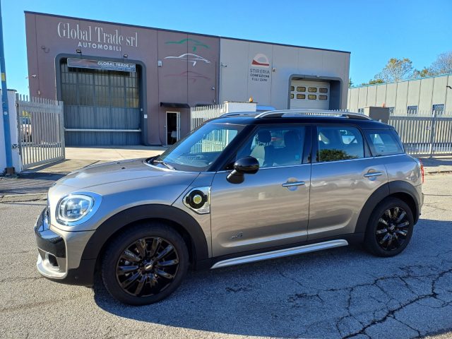 MINI Countryman 1.5 Cooper SE Hype Countryman ALL4 Automatica Immagine 0