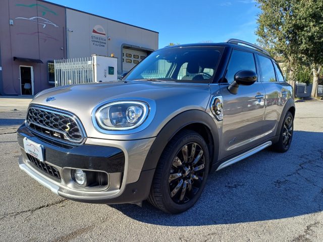 MINI Countryman 1.5 Cooper SE Hype Countryman ALL4 Automatica Immagine 1