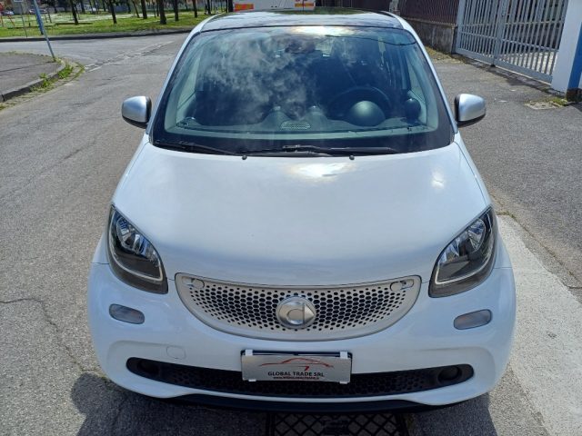 SMART ForFour 1.0 twinamic Passion Unico Pro solo 70.000 km Immagine 1