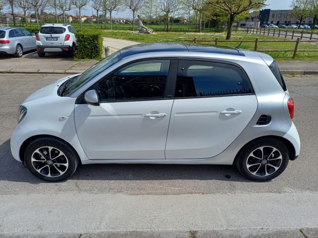 SMART ForFour 1.0 twinamic Passion Unico Pro solo 70.000 km Immagine 2