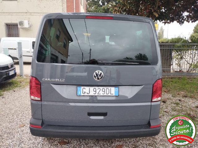 VOLKSWAGEN Caravelle 2.0 TDI 110CV PC Trendline AUTOCARRO 6 POSTI Immagine 3