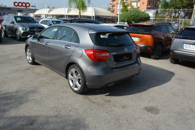 MERCEDES-BENZ A 180 d Sport Immagine 3