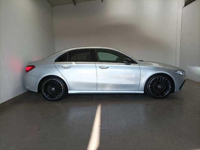 MERCEDES-BENZ A 180 Automatic 4p. AMG Line Premium Plus Immagine 3