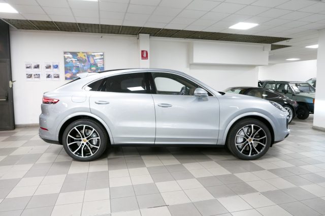 PORSCHE Cayenne Coupé 3.0 V6 Immagine 2