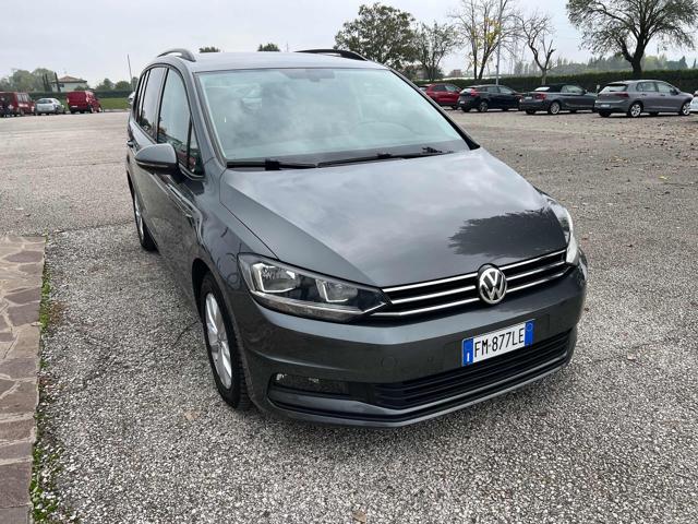 VOLKSWAGEN Touran 1.6 TDI 115 CV SCR DSG Executive BlueMotion Tech. Immagine 1