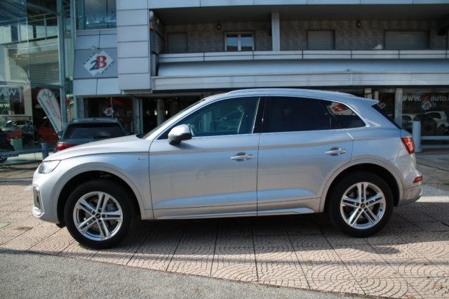 AUDI Q5 40 TDI 204 CV quattro S tronic Immagine 1