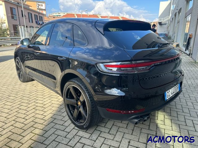 PORSCHE Macan 2.0 Immagine 3