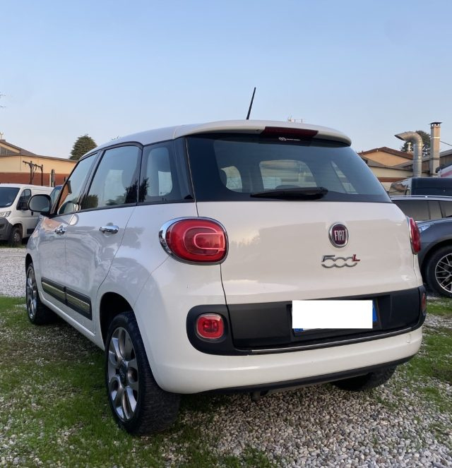 FIAT 500L 0.9 TwinAir Turbo Natural Power Lounge Immagine 3