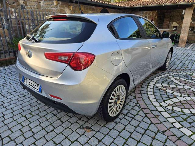 ALFA ROMEO Giulietta 1.6 JTDm-2 105 CV Distinctive Immagine 4