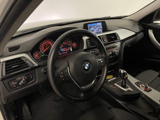 BMW 318 d Touring Sport Immagine 2