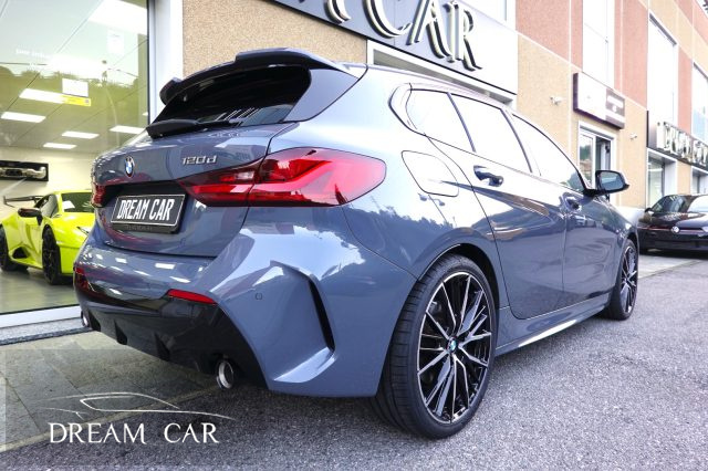 BMW 120 d xDrive 5p. Msport GUSCI-BLACK PACK-19" Immagine 4