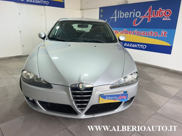 ALFA ROMEO 147 1.9 JTD (120) 5 porte Distinctive Immagine 1