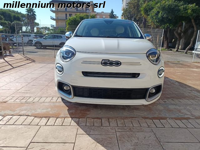 FIAT 500X 1.5 T4 Hybrid 130 CV DCT Dolcevita SPORT Immagine 0