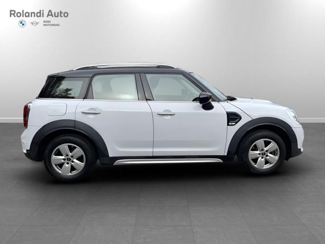 MINI Countryman 1.5 TwinPower Turbo One D Business Immagine 2