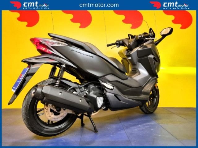 HONDA Forza 125 Garantito e Finanziabile Immagine 3