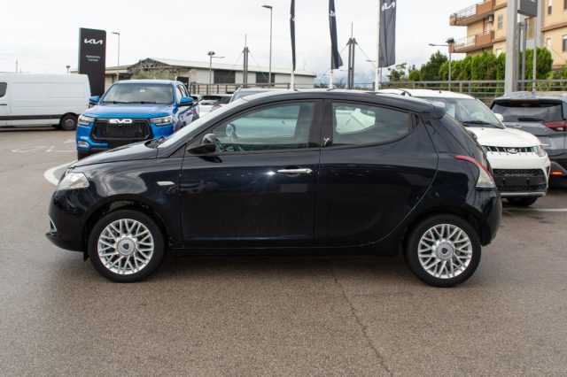 LANCIA Ypsilon 1.2 69 CV 5 porte Gold Immagine 3