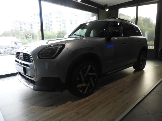 MINI Mini C Favoured Countryman Immagine 0