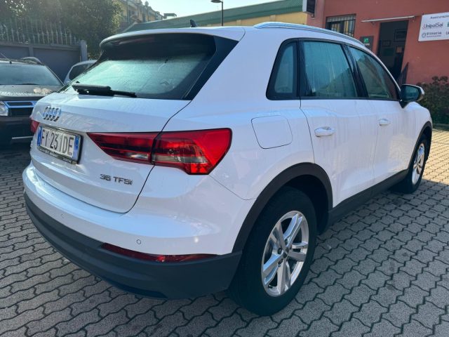 AUDI Q3 35 TFSI Immagine 2