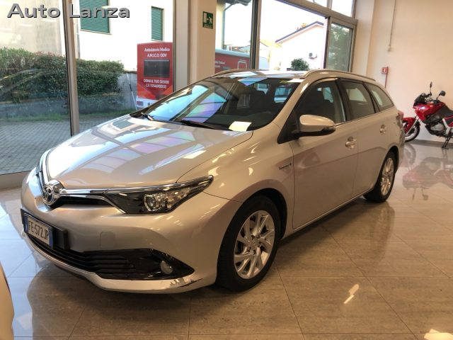 TOYOTA Auris Touring Sports 1.8 Hybrid Immagine 0