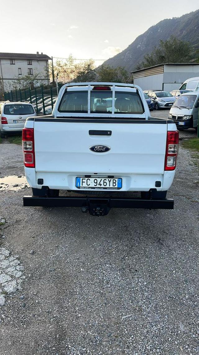 FORD RANGER  2.2 TDCi Doppia Cabina XLT 5pt. Immagine 4