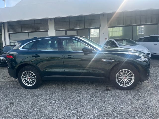 JAGUAR F-Pace 2.0 D 180 CV aut. Immagine 4