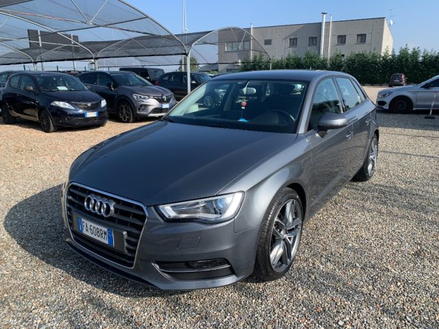 AUDI A3 SPB 1.6 TDI  S tronic Ambition Immagine 0