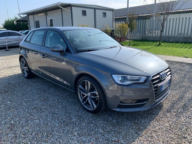 AUDI A3 SPB 1.6 TDI  S tronic Ambition Immagine 2