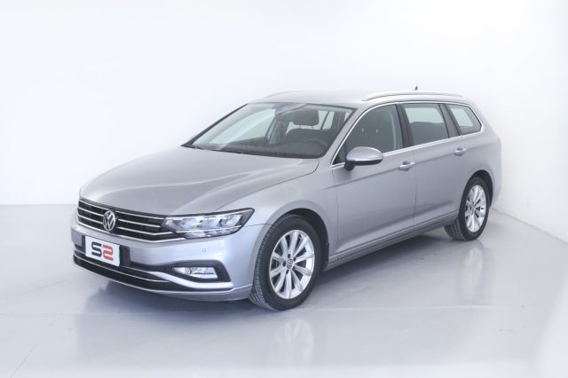 VOLKSWAGEN Passat Variant 1.6 TDI SCR DSG Business BMT Winter Pack Immagine 0