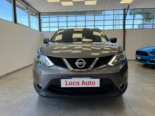 NISSAN Qashqai 1.2 DIG-T *AUTOMATICO*TETTO*360° TELECAMERE* Immagine 2