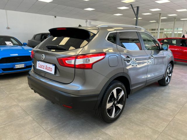 NISSAN Qashqai 1.2 DIG-T *AUTOMATICO*TETTO*360° TELECAMERE* Immagine 4