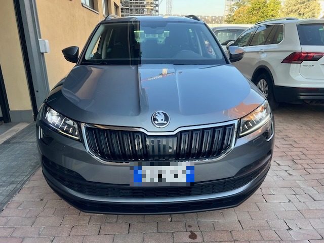 SKODA Karoq 1.6 TDI SCR DSG Executive Immagine 1