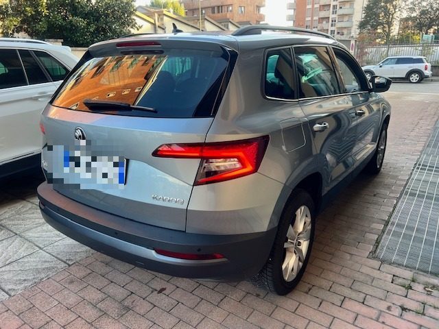 SKODA Karoq 1.6 TDI SCR DSG Executive Immagine 3