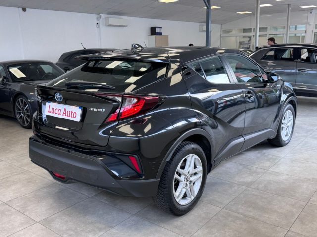 TOYOTA C-HR 1.8 Hybrid E-CVT *UNICO PROPIETARIO* Immagine 3