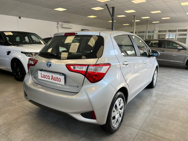 TOYOTA Yaris 1.5 Hybrid 5p. *UNICO PROP.*OK NEOPAT.*TAGLIANDI* Immagine 3