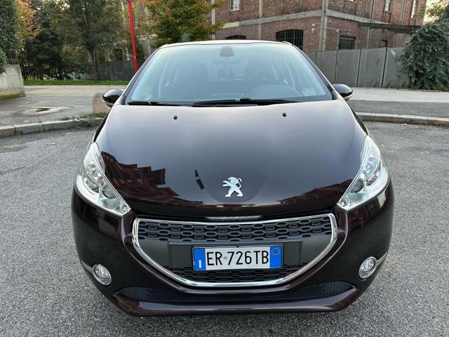 PEUGEOT 208 1.2 VTi 82 CV 5 porte Allure Immagine 3