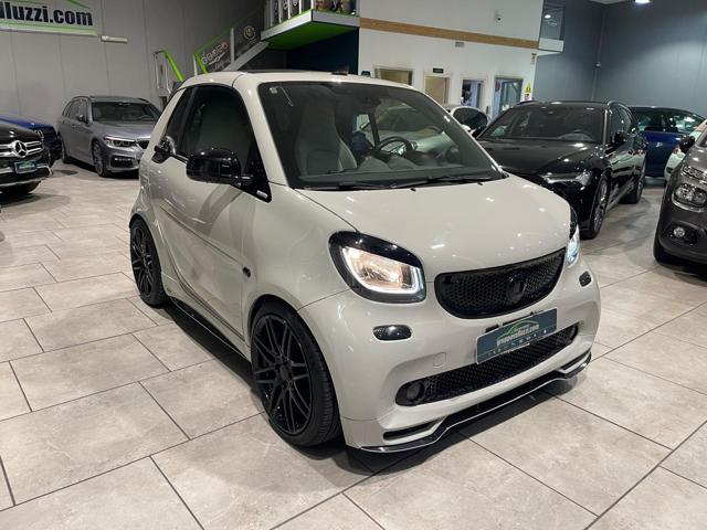 SMART ForTwo Cabrio BRABUS Tailor Made Xclusive HUD JBL TOP Immagine 3