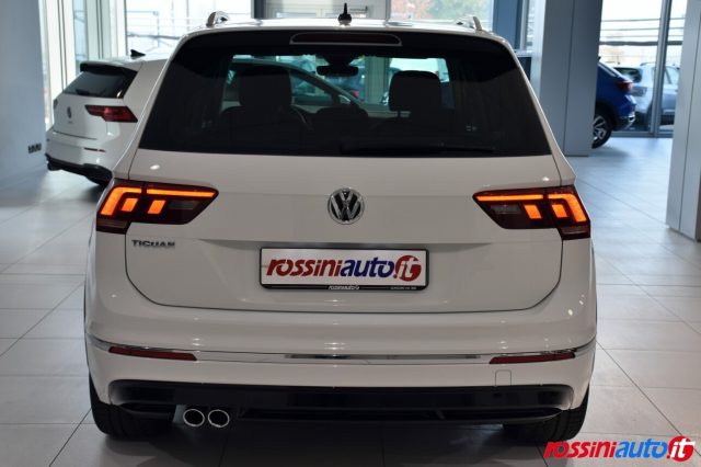 VOLKSWAGEN Tiguan 1.5 TSI ACT 131 CV SPORT + VIRTUAL COKPIT + KEYLES Immagine 3