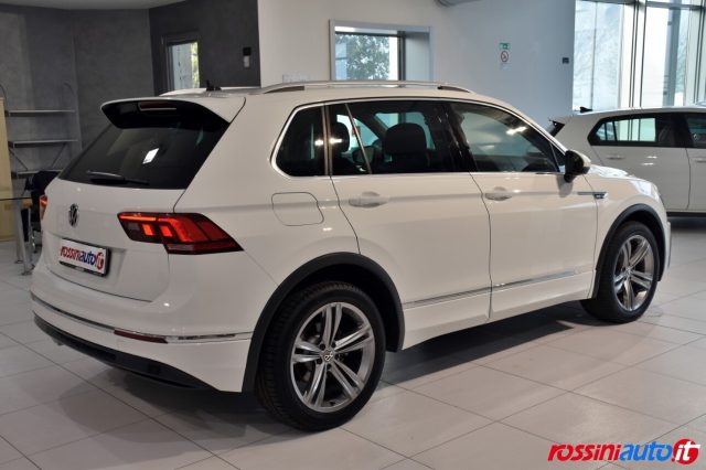 VOLKSWAGEN Tiguan 1.5 TSI ACT 131 CV SPORT + VIRTUAL COKPIT + KEYLES Immagine 4