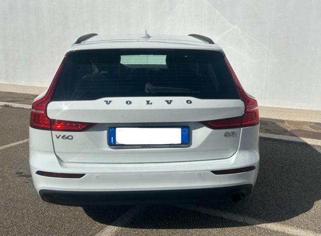 VOLVO V60 D3 Immagine 2