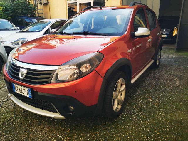 DACIA Sandero Stepway 1.5 dCi 90CV Immagine 2