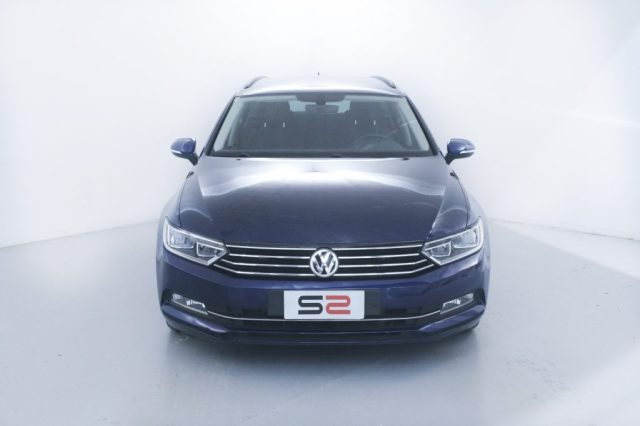 VOLKSWAGEN Passat Variant 2.0 TDI Business BMT Navigatore/Vetri oscurati Immagine 2