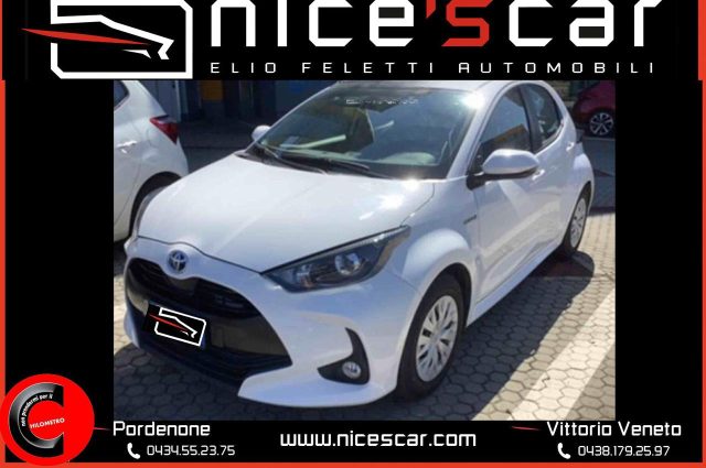 TOYOTA Yaris 1.5 Hybrid 5 porte Business Immagine 0