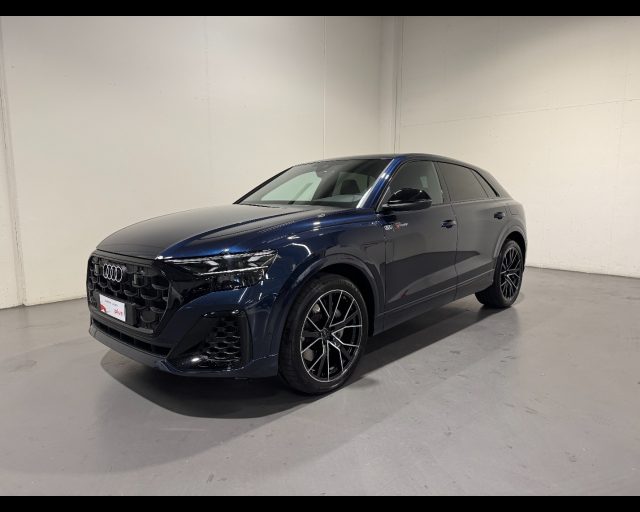 AUDI Q8 55 TFSIe QUATTRO TIPTRONIC S-LINE Immagine 0