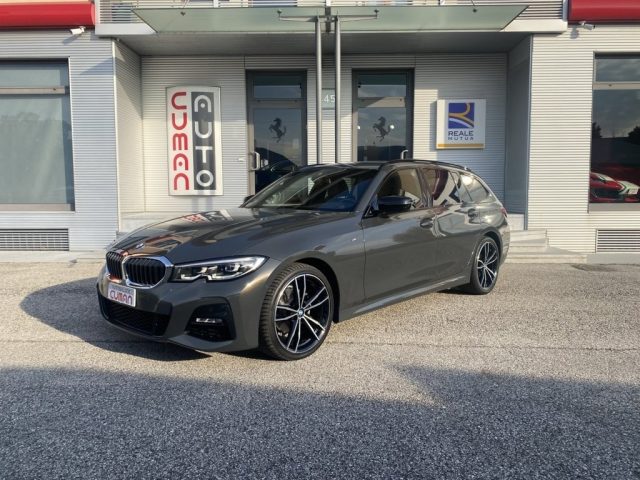 BMW 320 d xDrive Touring Msport Immagine 0