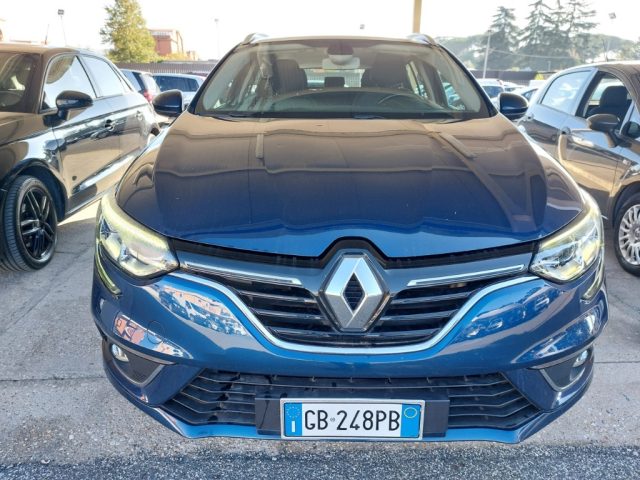 RENAULT Megane Mégane Sporter Blue dCi 115 CV EDC Business Immagine 1