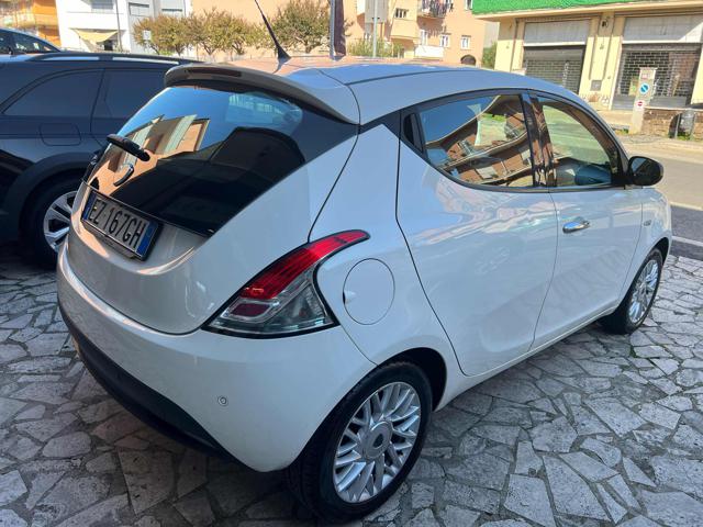 LANCIA Ypsilon 1.2 69 CV 5 porte Gold Immagine 2